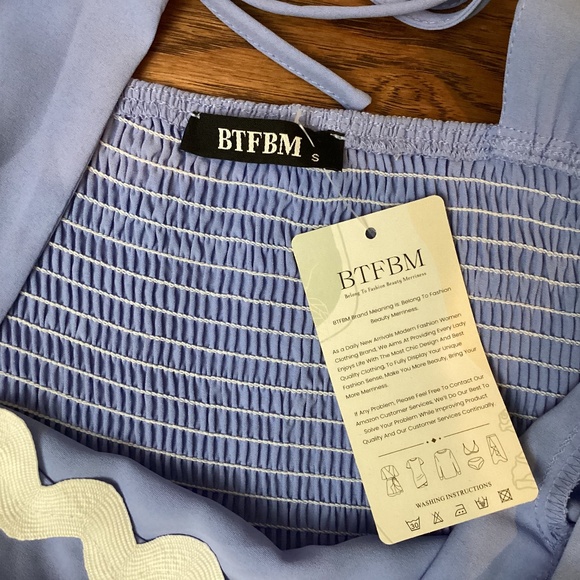 NWT Blue Flowy Maxi Dress w/ White Ric Rac Tie Back Smocked Puff Sleeves Size S - Picture 6 of 8